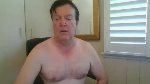 Snapshot of astute008 chatting on November 27, 2025, 11:51 pm astute008 online show from November 27, 2025, 11:51 pm