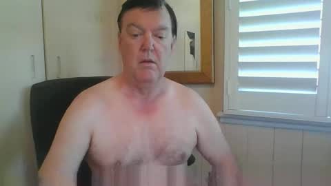 Snapshot of astute008 chatting on December 1, 2025, 9:20 pm astute008 online show from December 1, 2025, 9:20 pm