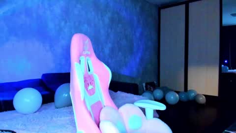 Snapshot of asuna_yuuki__ chatting on December 8, 2024, 1:14 pm My schedule GTM20500am-1100am online show from December 8, 2024, 1:14 pm