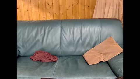 asusandy online show from February 22, 2025, 5:02 pm