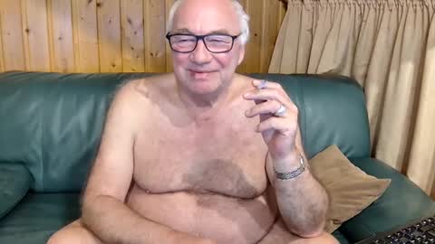 asusandy online show from March 11, 2025, 10:20 pm