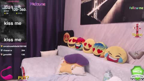 Snapshot of asweetmaya chatting on May 27, 2026, 1:57 am ASweetMaya online show from May 27, 2026, 1:57 am