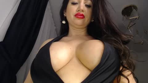 Snapshot of asyax chatting on March 7, 2025, 6:54 pm Assya online show from March 7, 2025, 6:54 pm