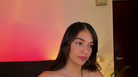 Snapshot of atena676 chatting on March 10, 2025, 5:33 am atena676 online show from March 10, 2025, 5:33 am