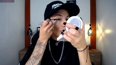 Snapshot of atenea_420 chatting on March 23, 2026, 8:35 pm COLOMBIA online show from March 23, 2026, 8:35 pm