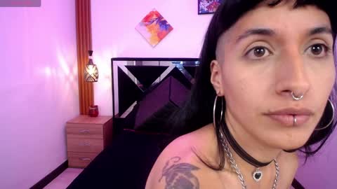 Snapshot of atenea_420 chatting on March 31, 2026, 8:09 pm COLOMBIA online show from March 31, 2026, 8:09 pm