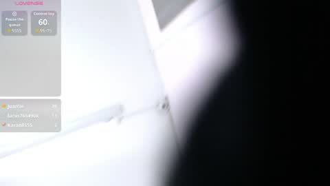 Snapshot of atenea_420 chatting on April 11, 2026, 7:45 am COLOMBIA online show from April 11, 2026, 7:45 am