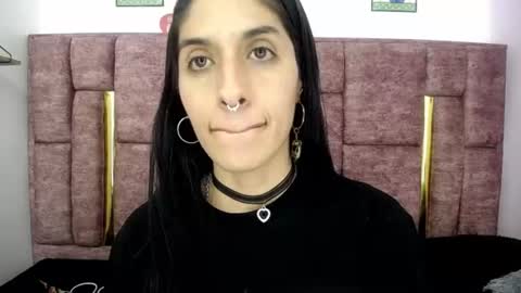 Snapshot of atenea_420 chatting on June 19, 2026, 5:01 am COLOMBIA online show from June 19, 2026, 5:01 am