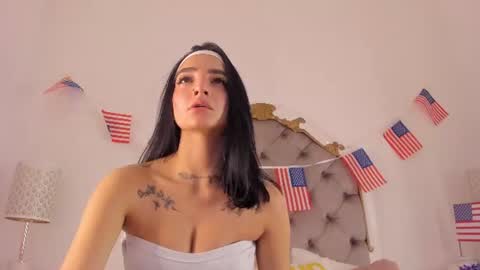 Snapshot of atenea_lux chatting on July 5, 2026, 6:48 pm atenea lux online show from July 5, 2026, 6:48 pm