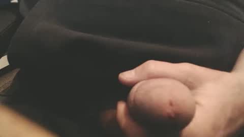 Snapshot of ateuout chatting on March 4, 2026, 11:16 am ateuout online show from March 4, 2026, 11:16 am