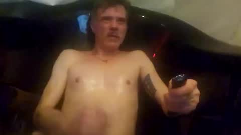 jonnyandrew online show from November 7, 2025, 8:20 pm