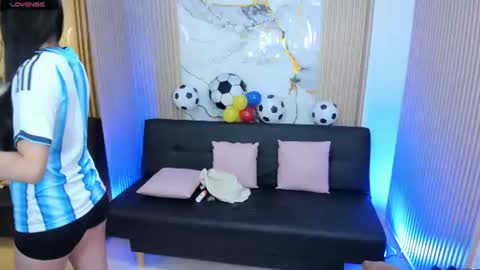 Snapshot of athenaa_tay chatting on July 8, 2026, 3:33 am Atenea online show from July 8, 2026, 3:33 am
