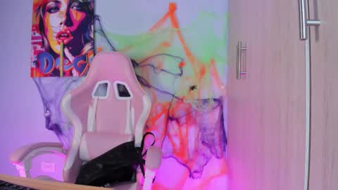 athenea__fox online show from October 28, 2025, 11:47 am