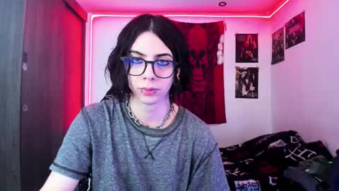 athenauwu online show from September 13, 2025, 6:24 am