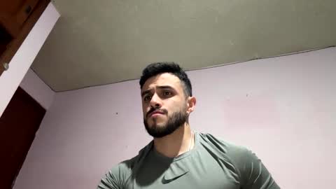 Snapshot of athlete_boy22 chatting on November 5, 2025, 8:14 am Atlas online show from November 5, 2025, 8:14 am