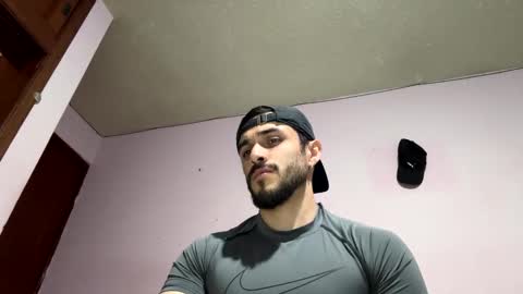 Snapshot of athlete_boy22 chatting on December 14, 2025, 4:51 am Atlas online show from December 14, 2025, 4:51 am