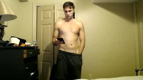 tommycb55555 online show from January 8, 2025, 4:44 am