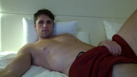 tommycb55555 online show from February 1, 2025, 11:48 pm