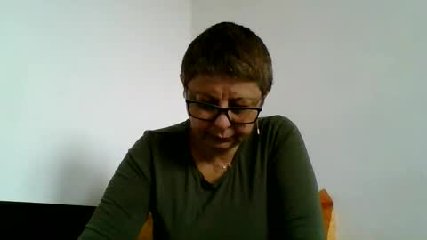 Snapshot of atikaarea chatting on October 7, 2025, 7:49 am atikaarea online show from October 7, 2025, 7:49 am