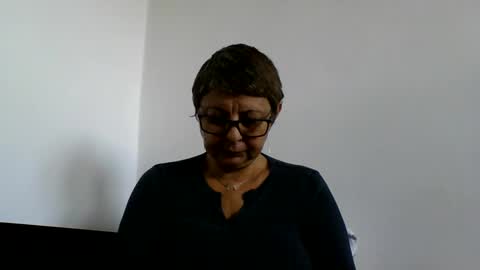 Snapshot of atikaarea chatting on November 3, 2025, 10:16 am atikaarea online show from November 3, 2025, 10:16 am