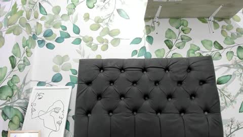 Atilana Diaz online show from November 4, 2025, 5:12 pm