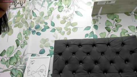 Atilana Diaz online show from November 6, 2025, 6:09 pm