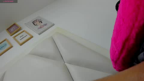 Snapshot of atilana_diaz chatting on April 30, 2026, 8:57 pm Atilana Diaz online show from April 30, 2026, 8:57 pm