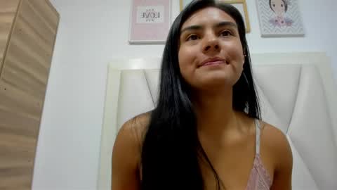Snapshot of atilana_diaz chatting on May 28, 2026, 6:27 pm Atilana Diaz online show from May 28, 2026, 6:27 pm