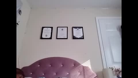 Snapshot of atirahcali chatting on November 6, 2025, 2:07 pm AtirahCali online show from November 6, 2025, 2:07 pm