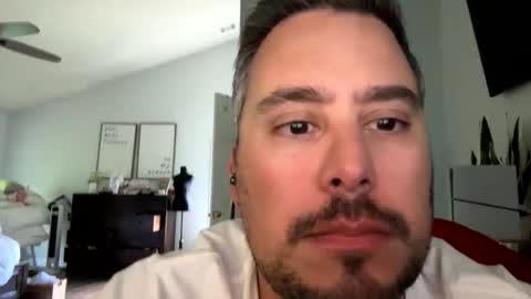 atlchris89 online show from May 13, 2026, 7:55 pm