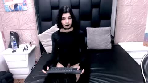 Snapshot of atley_dolly_ chatting on March 25, 2026, 10:05 pm ATLEY online show from March 25, 2026, 10:05 pm