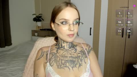 online every day between 10am-23pm online show from February 3, 2025, 1:08 pm