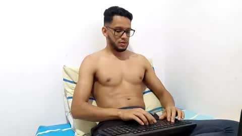 Snapshot of atorres21 chatting on February 17, 2025, 2:42 am Torres online show from February 17, 2025, 2:42 am