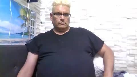 Snapshot of atr2424 chatting on February 23, 2025, 8:06 am A online show from February 23, 2025, 8:06 am