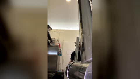 attila19894 online show from April 21, 2026, 8:31 am