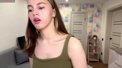 Jolyn online show from March 8, 2026, 4:16 am