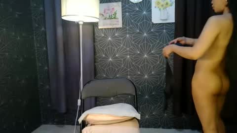 Snapshot of audreyblaise chatting on December 4, 2025, 1:48 am Audrey online show from December 4, 2025, 1:48 am