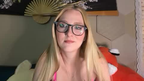 AudreyAlien online show from February 3, 2026, 8:08 am