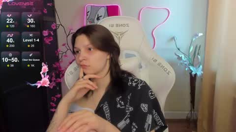Snapshot of audreyykim chatting on June 5, 2026, 8:20 am Audrey online show from June 5, 2026, 8:20 am