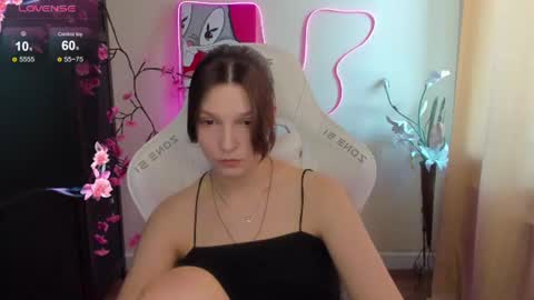 Snapshot of audreyykim chatting on June 15, 2026, 8:16 am Audrey online show from June 15, 2026, 8:16 am
