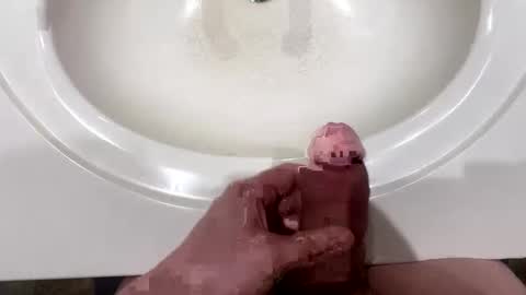 August Cox online show from February 24, 2025, 7:22 am