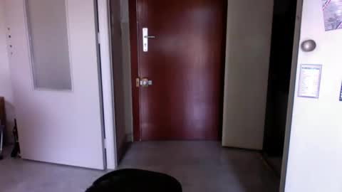 Snapshot of auguste061400 chatting on October 29, 2025, 9:44 am auguste061400 online show from October 29, 2025, 9:44 am