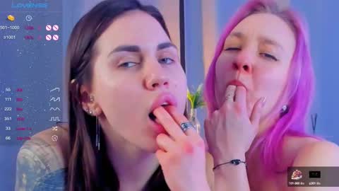 Snapshot of auraclark chatting on February 15, 2025, 3:39 pm auraclark online show from February 15, 2025, 3:39 pm