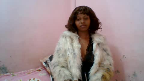 Snapshot of aurelia107 chatting on July 5, 2026, 3:45 am aurelia107 online show from July 5, 2026, 3:45 am