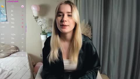 Snapshot of aureliaabdula chatting on February 17, 2026, 1:02 am Liana online show from February 17, 2026, 1:02 am