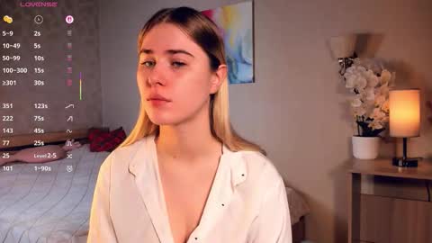 Snapshot of aureliaabdula chatting on March 1, 2026, 1:07 am Liana online show from March 1, 2026, 1:07 am