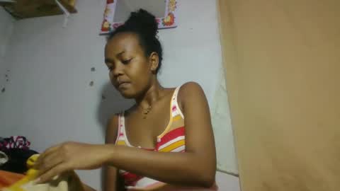 Snapshot of aurelie08 chatting on June 2, 2026, 4:53 pm aurelie08 online show from June 2, 2026, 4:53 pm