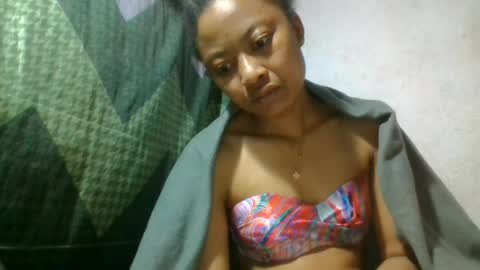 Snapshot of aurelie08 chatting on June 22, 2026, 2:13 am aurelie08 online show from June 22, 2026, 2:13 am