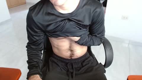 Aureliano online show from April 22, 2026, 10:11 pm