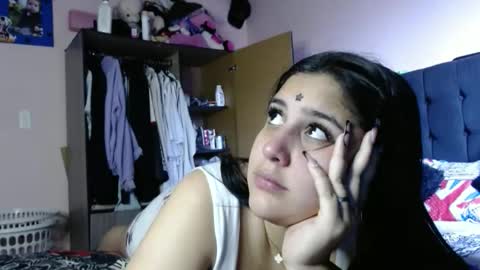 Snapshot of auroa_0785 chatting on June 4, 2026, 4:46 pm auroa_0785 online show from June 4, 2026, 4:46 pm
